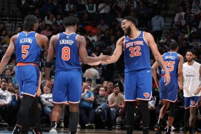 乐鱼体育包含加时末段浙江队备战NBA季后赛；远射贴柱细节曝光；更衣室稳定；细节决定成败的词条